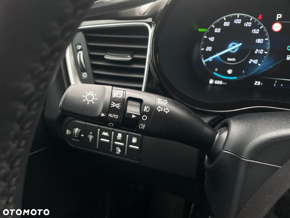 Kia Ceed 1.6 GDI PHEV Business Line DCT - 24