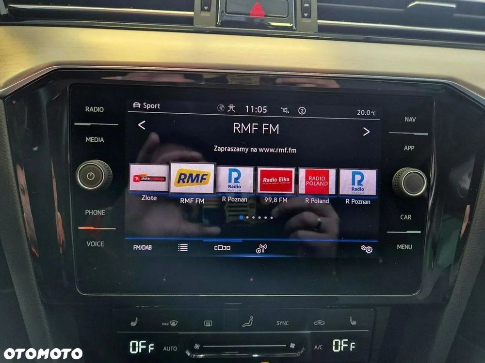 Volkswagen Passat 2.0 TDI Elegance DSG - 16