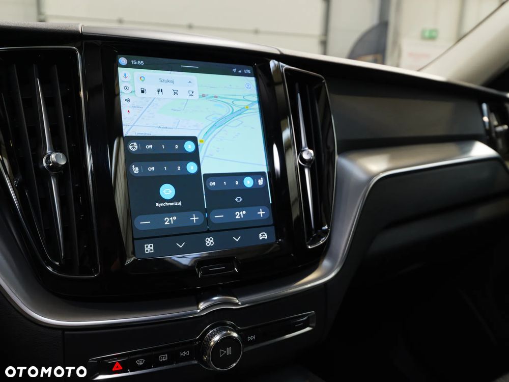 Volvo XC 60 B4 D AWD Core - 28