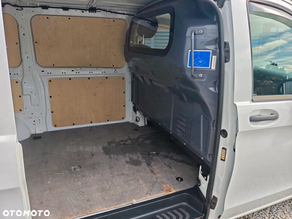 Mercedes-Benz VITO LONG 2.2 CDI - 17