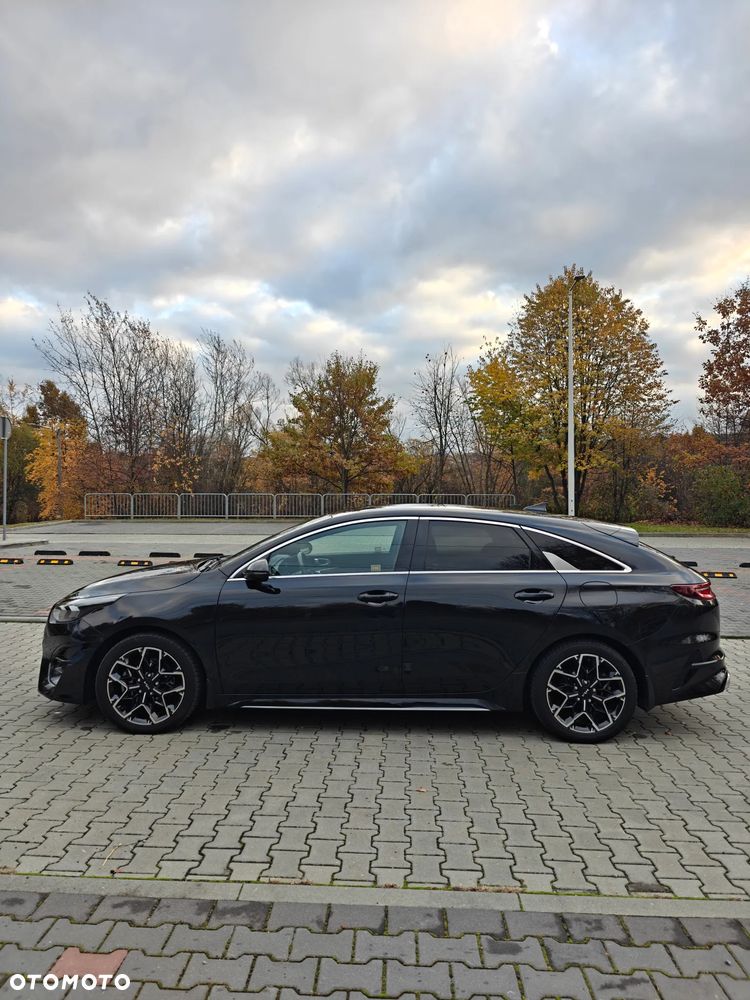 Kia ProCeed 1.5 T-GDI GT Line - 6