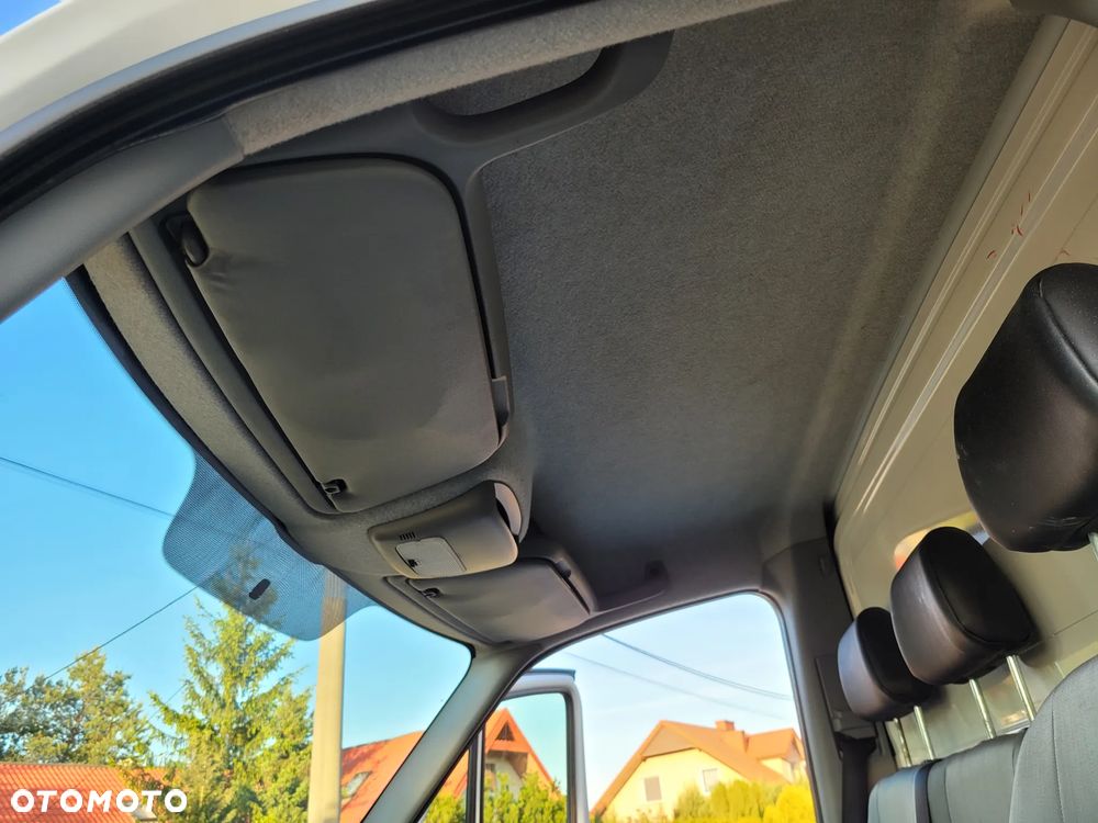 Volkswagen Crafter - 32