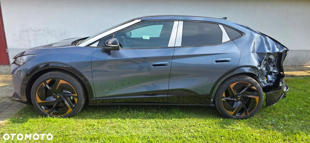 Cupra Tavascan - 4