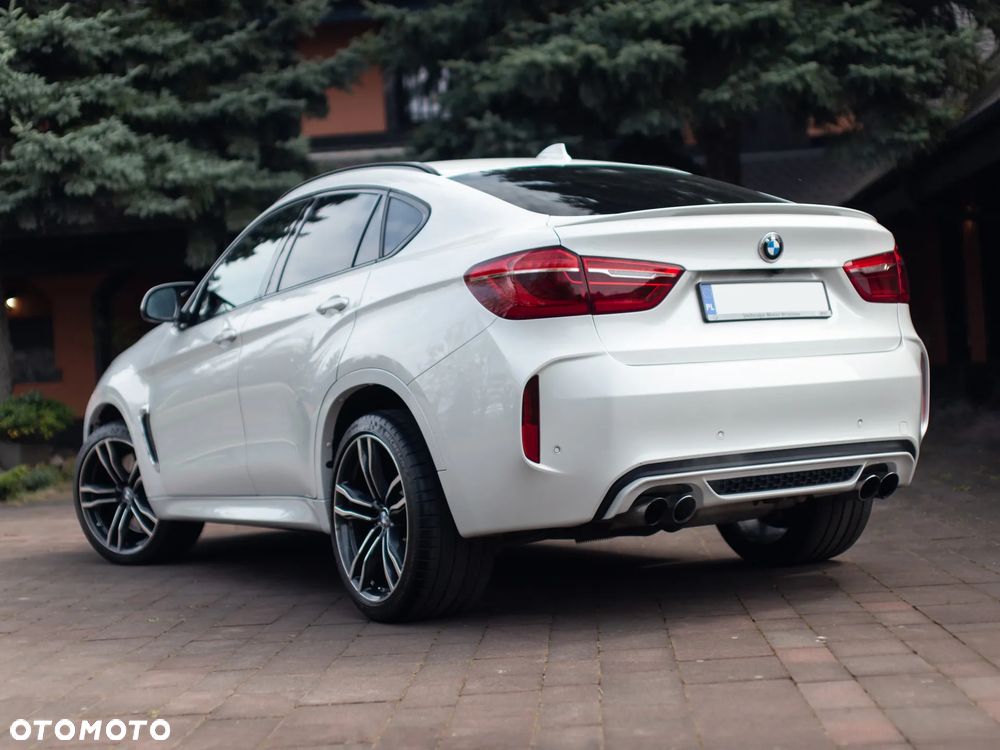BMW X6M - 6