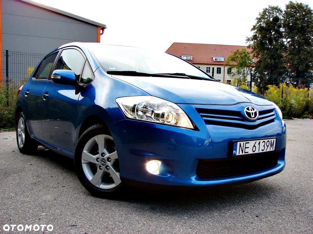 Toyota Auris 1.6 Sol - 10