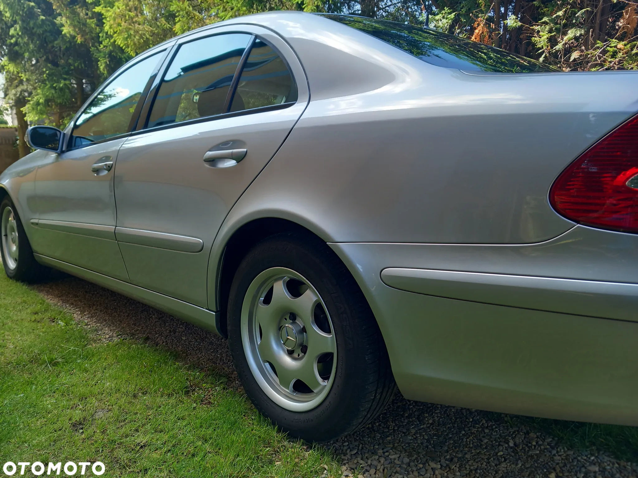 Mercedes-Benz Klasa E 200 Kompressor Automatik Classic - 15
