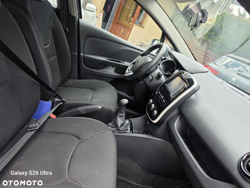 Renault Clio Energy dCi 90 Start & Stop LIMITED - 32