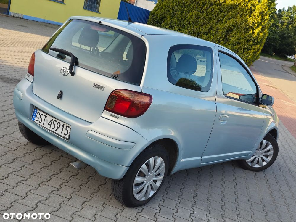 Toyota Yaris 1.0 Pak1 - 11