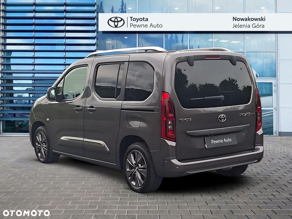 Toyota Proace City Verso 1.5 D-4D Family - 8