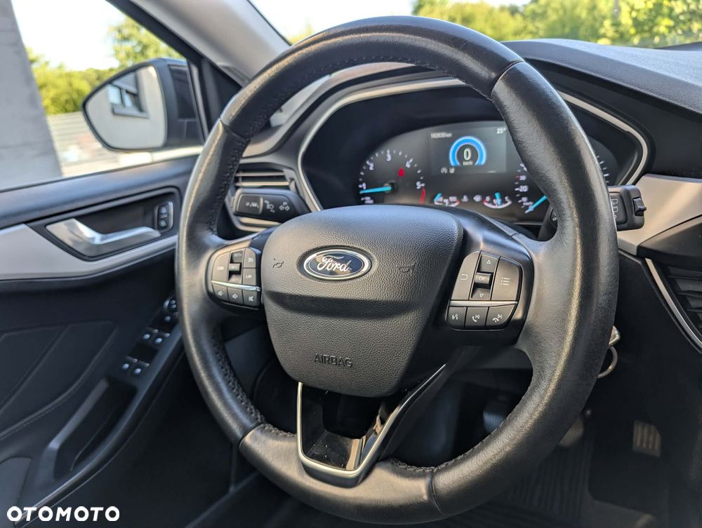 Ford Focus 1.5 EcoBlue Connected - 11