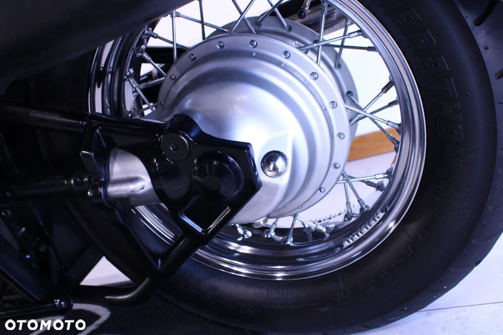 Suzuki Intruder - 31