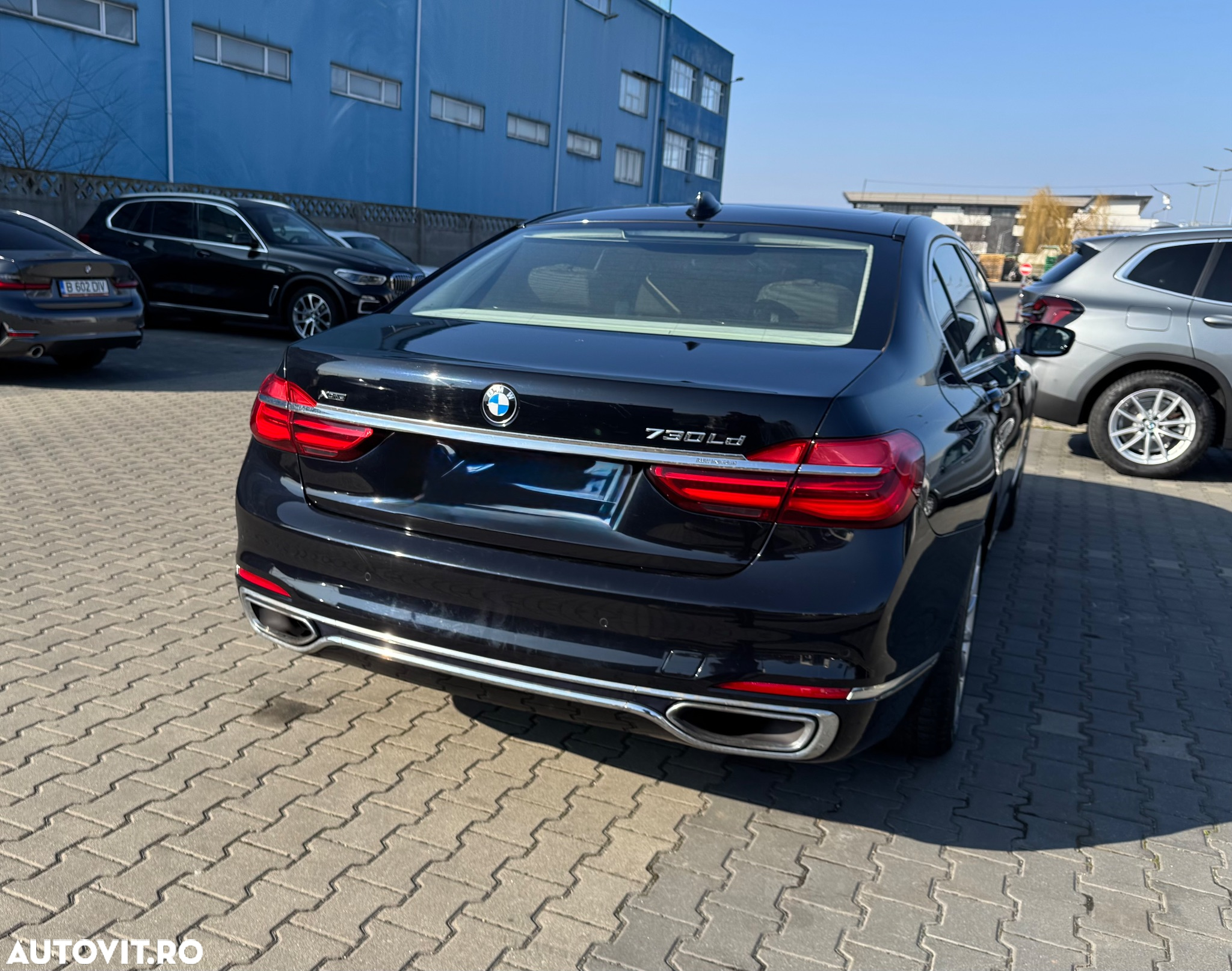 BMW Seria 7 730Ld - 12