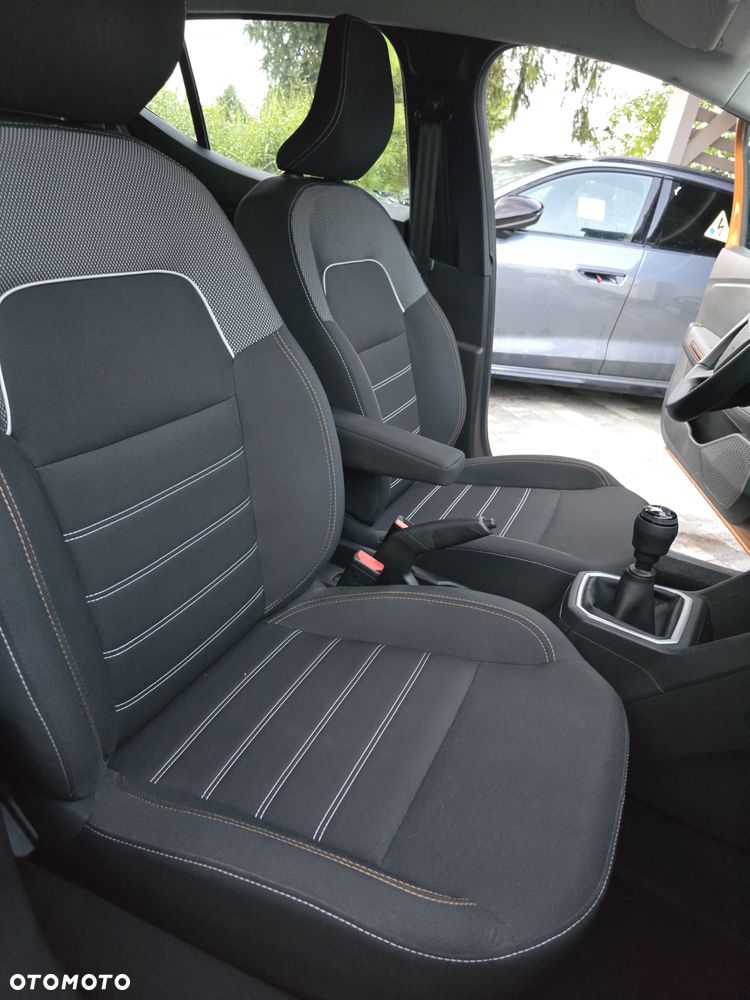 Dacia Sandero 1.0 TCe Laureate S&S - 19