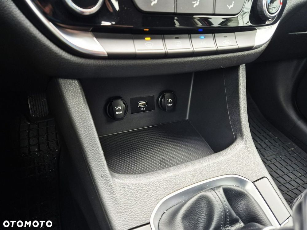 Hyundai i30 1.5 T-GDI 48V Modern - 30