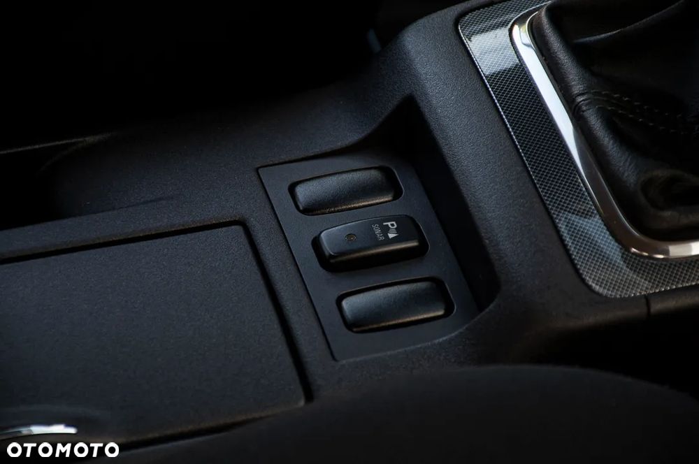 Mitsubishi Lancer 1.8 Intense - 23