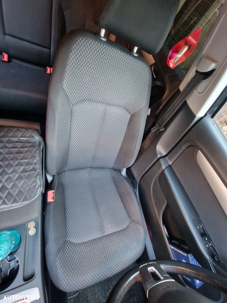 Volkswagen Passat Variant 2.0 TDI DSG BlueMotion Technology Business Edition - 15