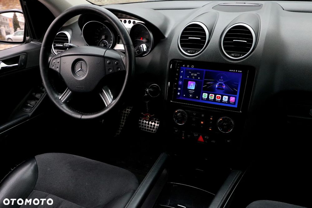 Mercedes-Benz ML - 8