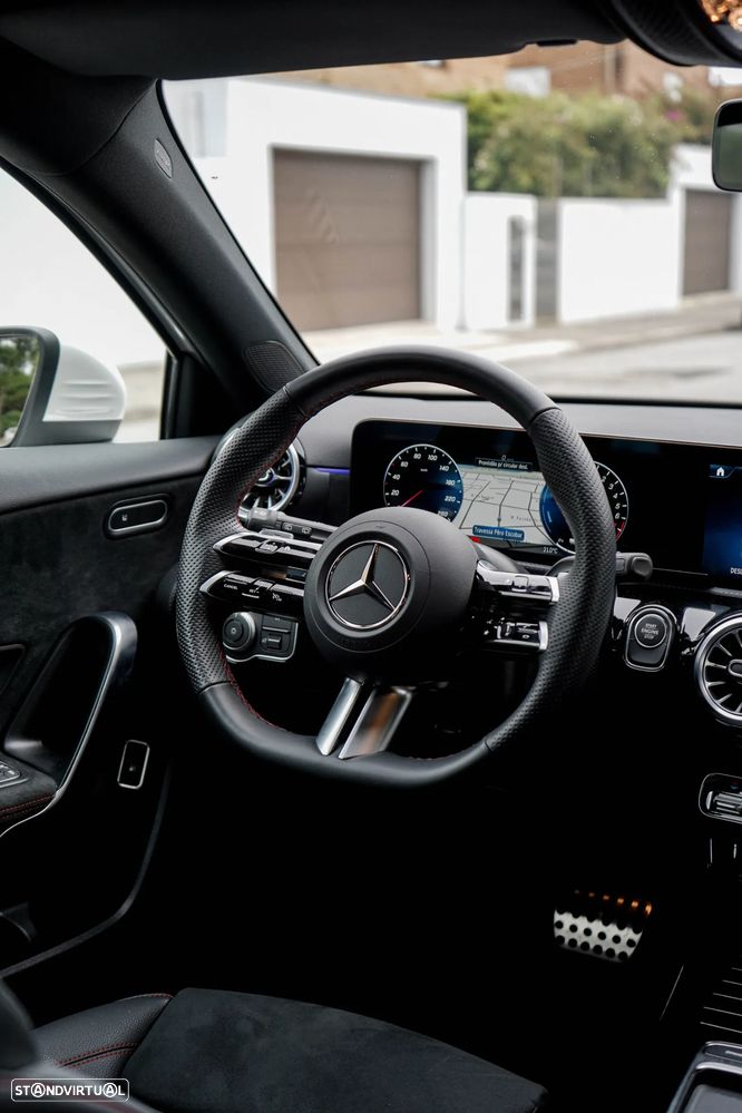 Mercedes-Benz A 250 e AMG Line - 7