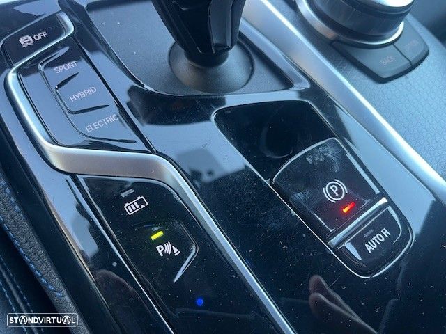 BMW 520 e Pack M - 28