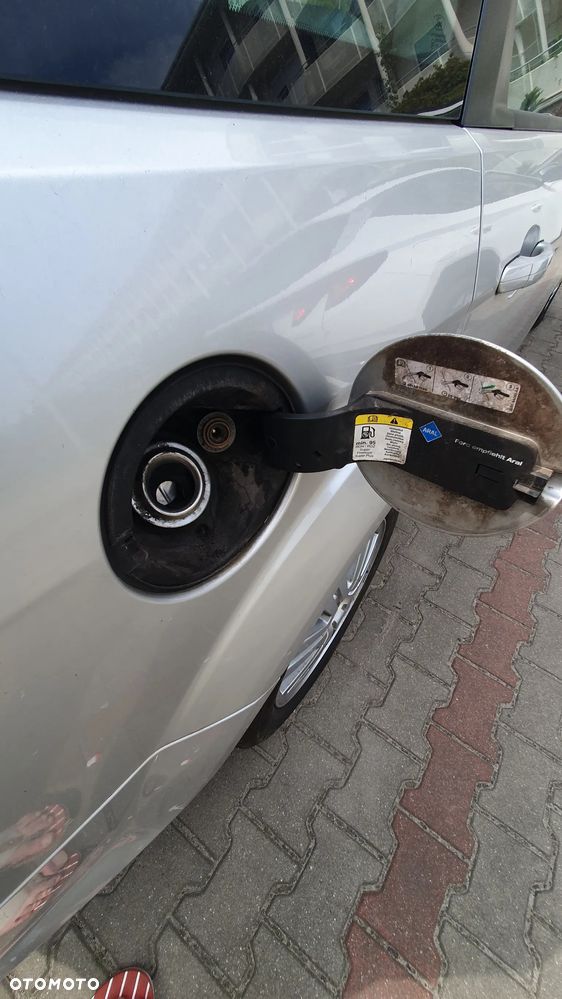 Ford Focus 2.0 Trend + - 8