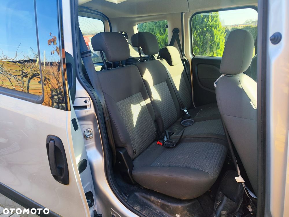Fiat Doblo - 16