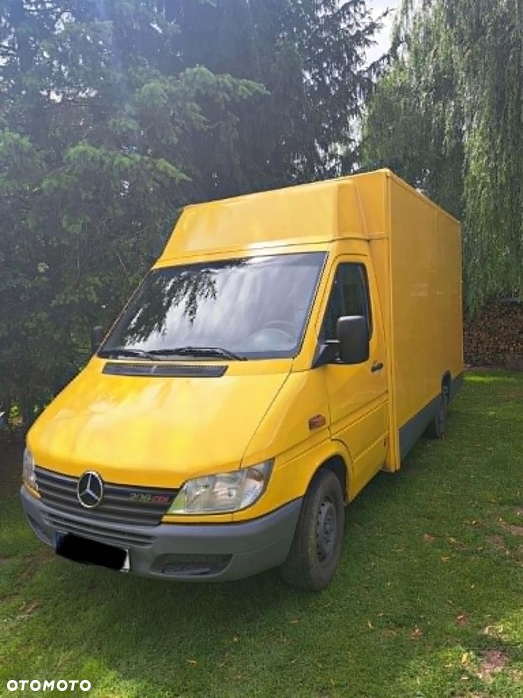 Mercedes-Benz Sprinter - 5
