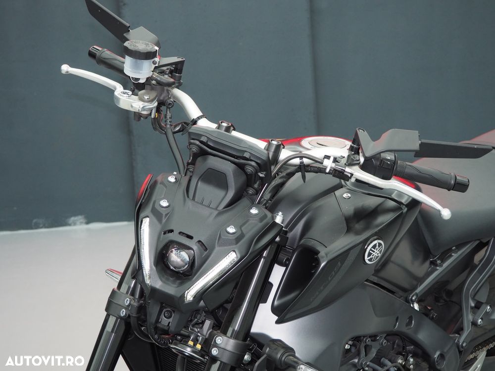 Yamaha MT-09 - 6
