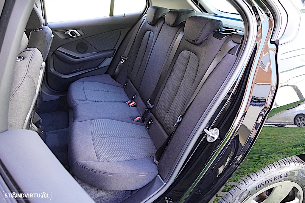 BMW 116 d Auto - 20