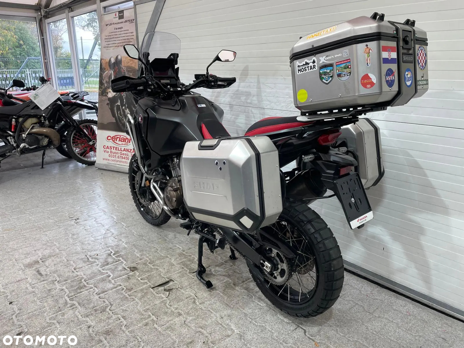 Honda CRF - 9