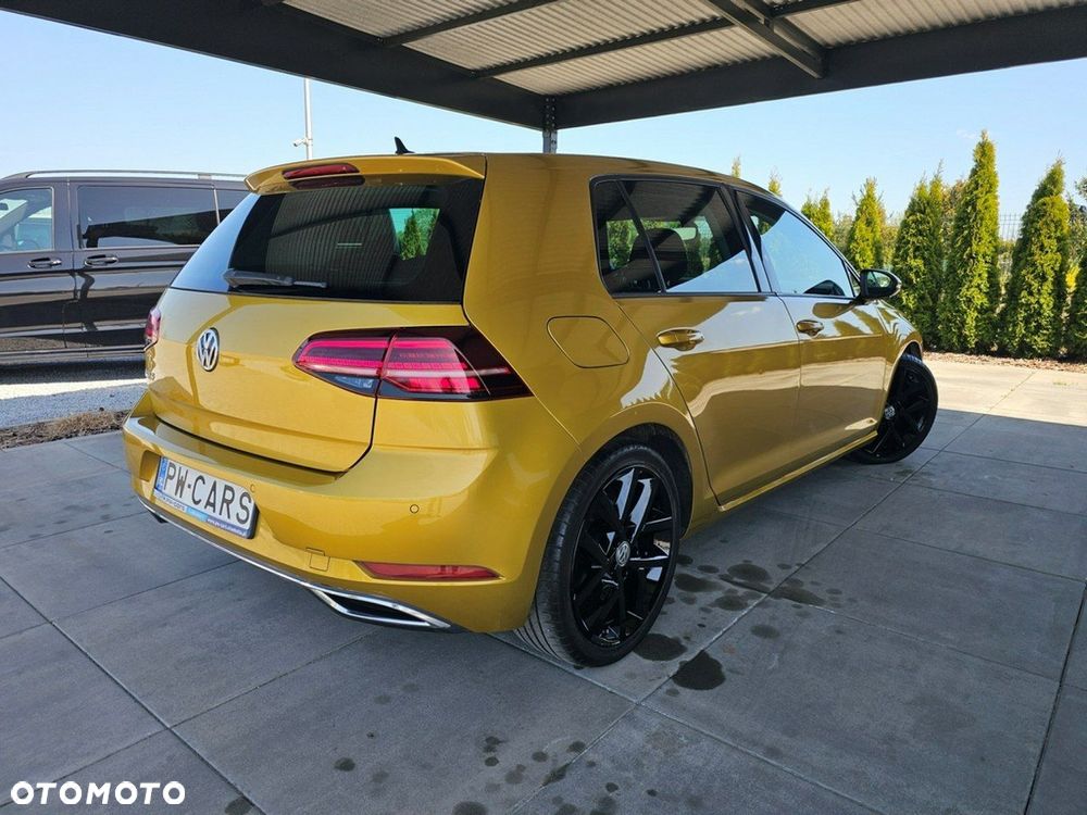 Volkswagen Golf - 4