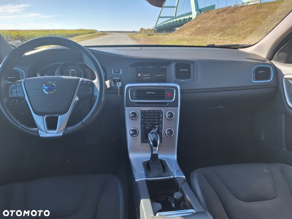 Volvo V60 2016 photo 5