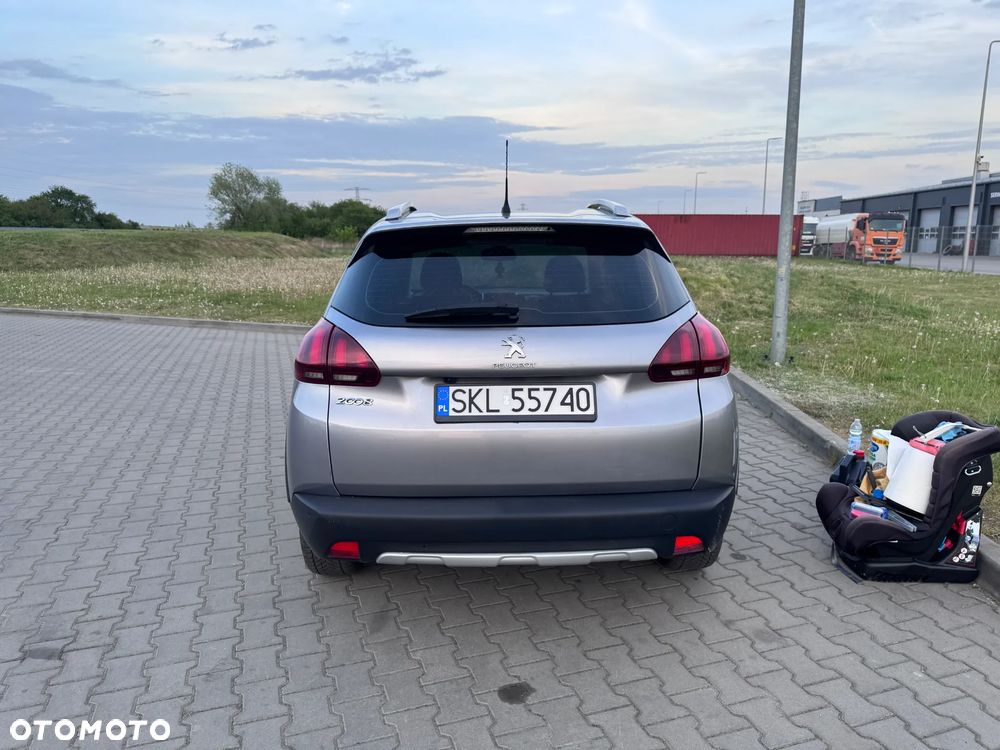 Peugeot 2008 - 12