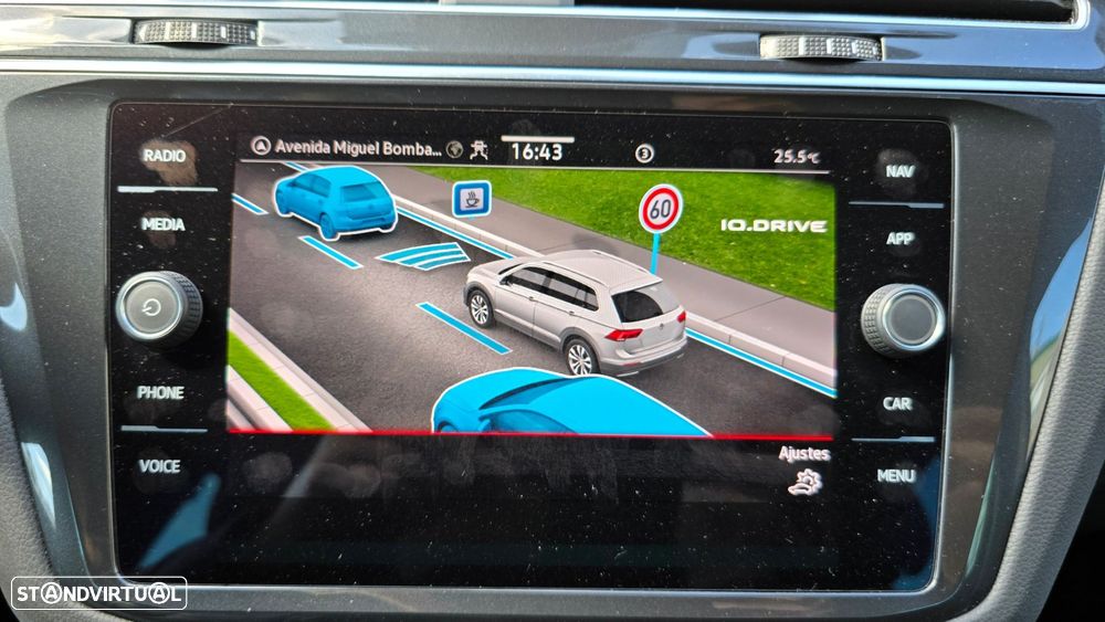 VW Tiguan 1.4 TSI eHybrid R-Line DSG - 26