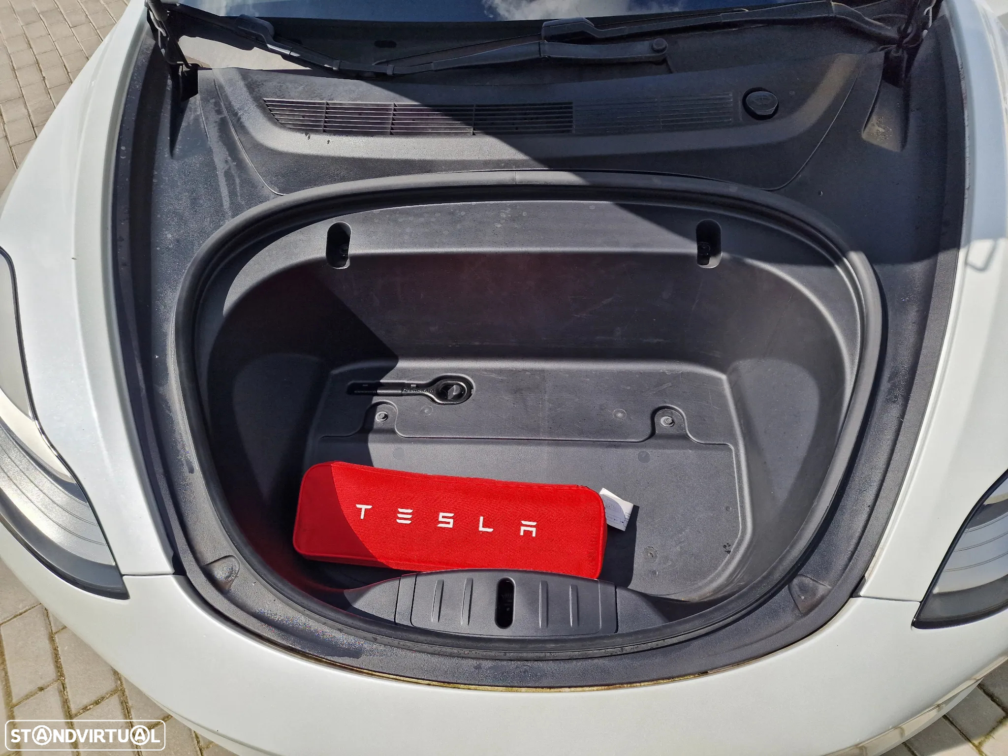 Tesla Model 3 - 17