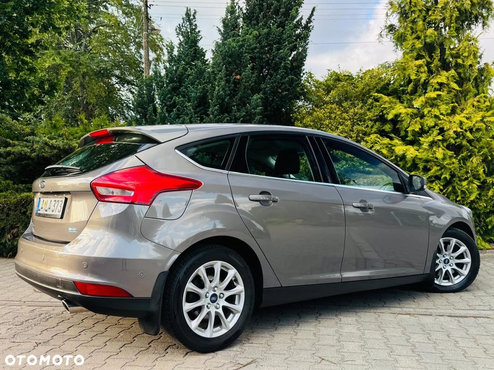 Ford Focus 2.0 TDCi DPF Start-Stopp-System ST-Line - 19