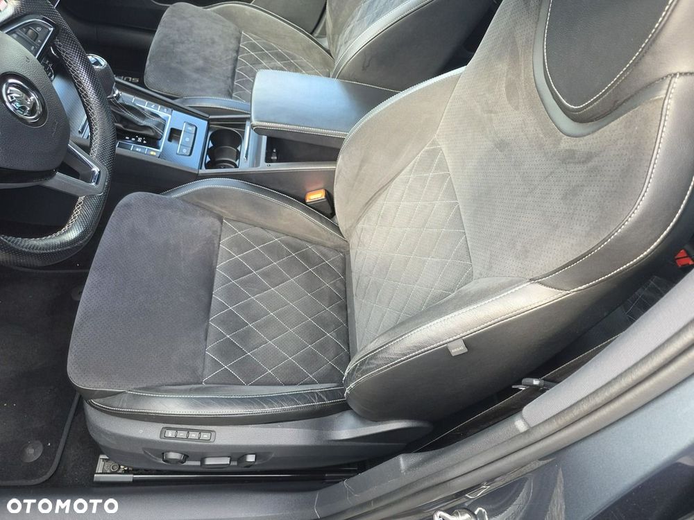 Skoda Superb 2.0 TDI Sportline DSG7 - 20