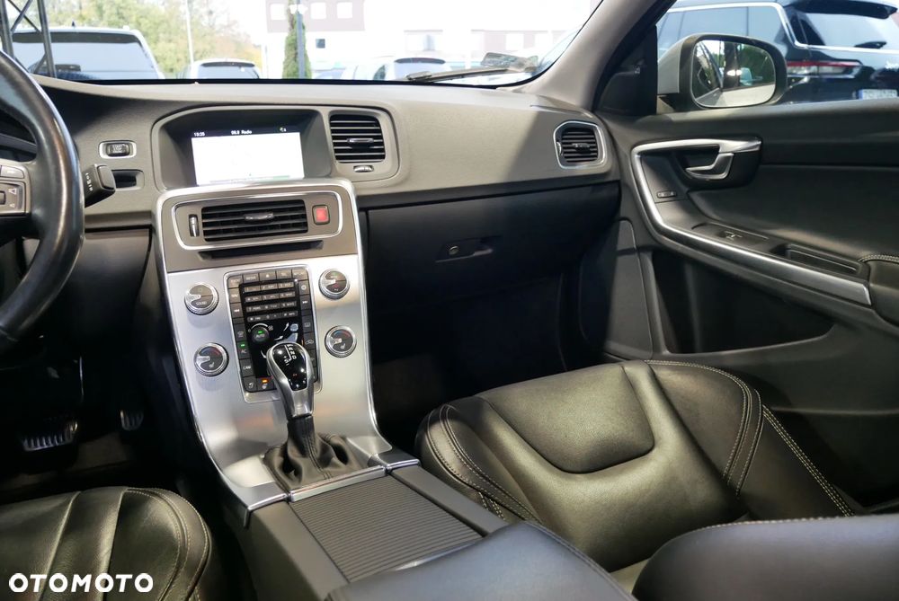 Volvo S60 T5 Geartronic - 20