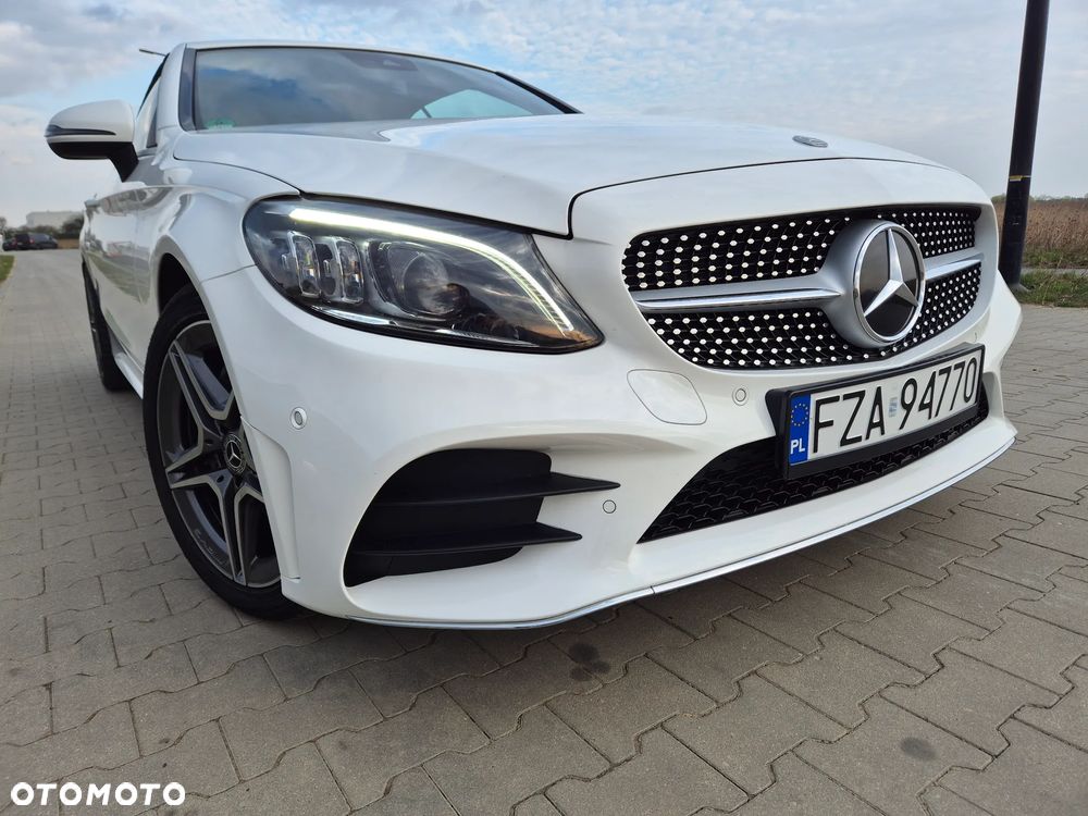 Mercedes-Benz Klasa C 180 9G-TRONIC AMG Line Plus - 4