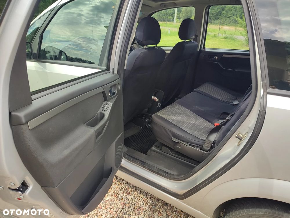 Opel Meriva 1.6 16V Cosmo - 9