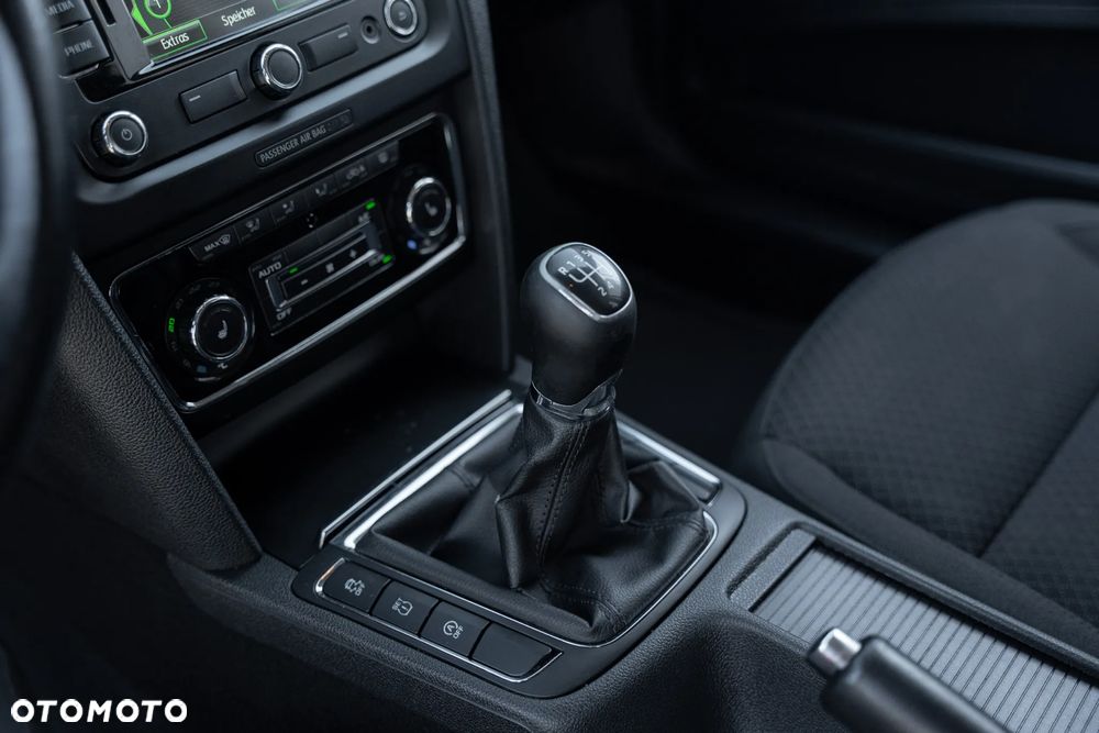 Skoda Superb 2.0 TDI Elegance - 19