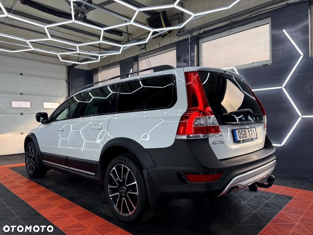 Volvo XC 70 D4 Momentum - 9