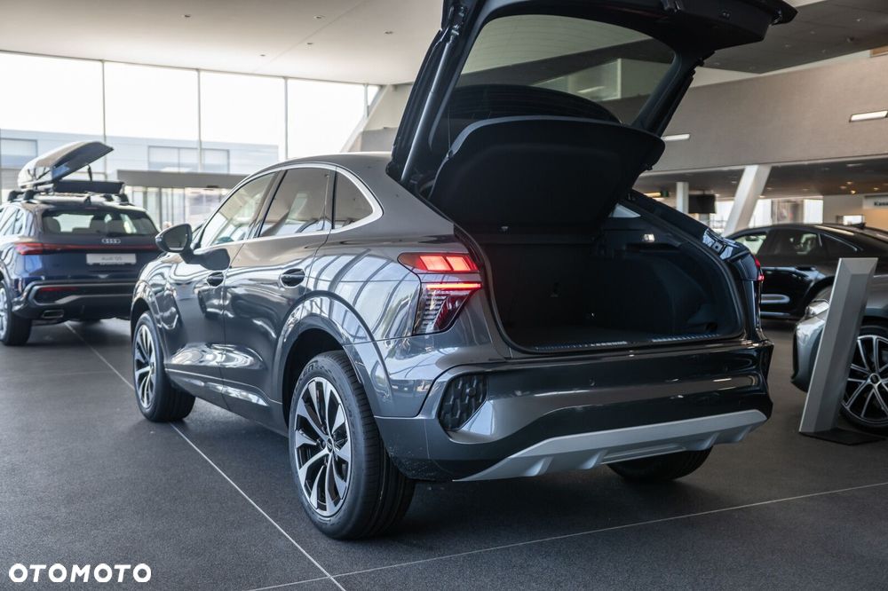 Audi Q3 Sportback - 7
