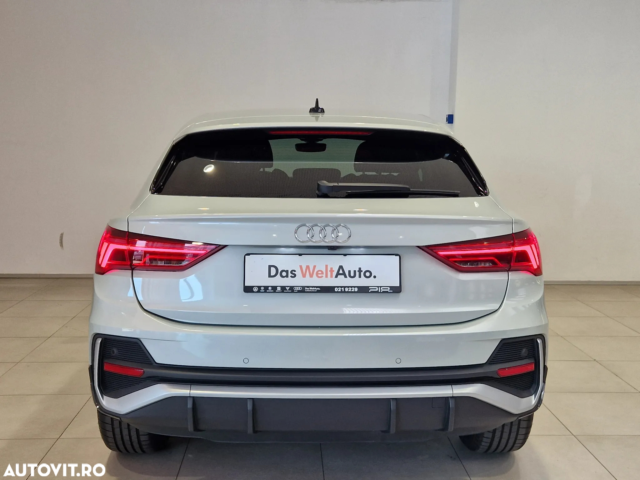 Audi Q3 1.5 35 TFSI S tronic S Line - 8
