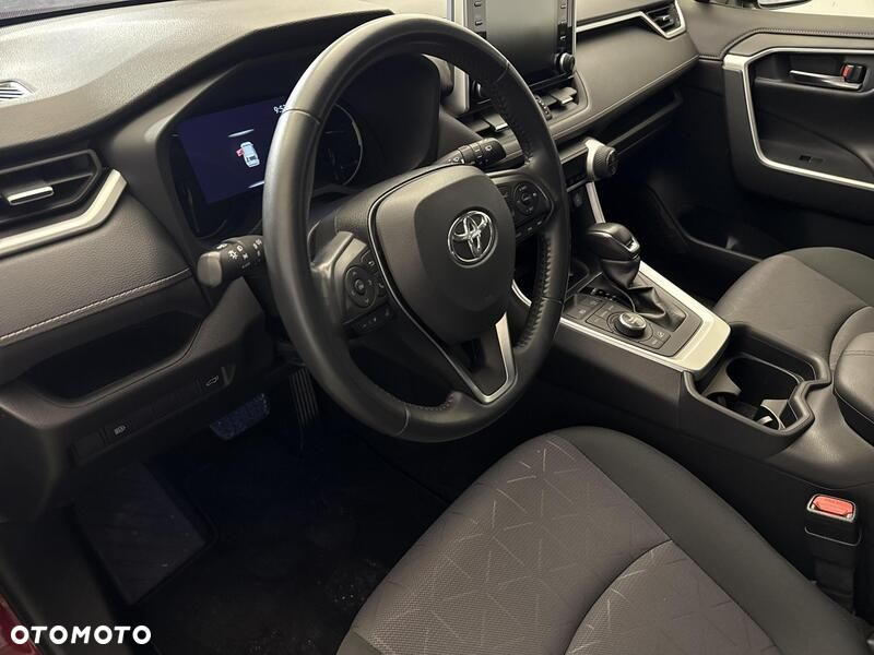 Toyota RAV4 - 10