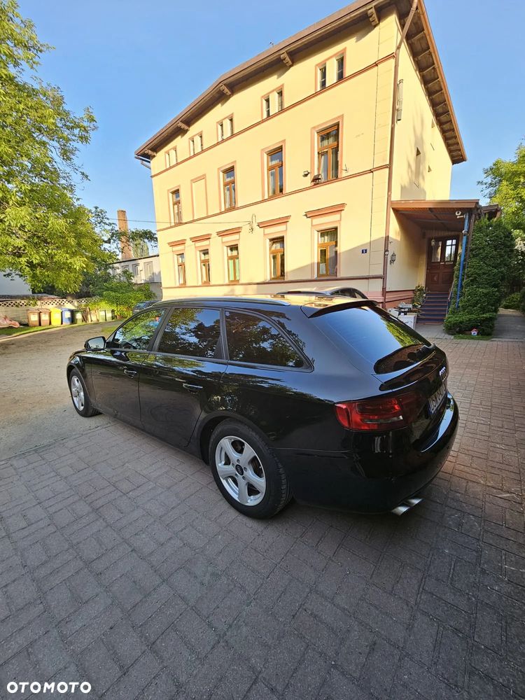 Audi A4 Avant 2.0 TDI DPF Attraction - 3