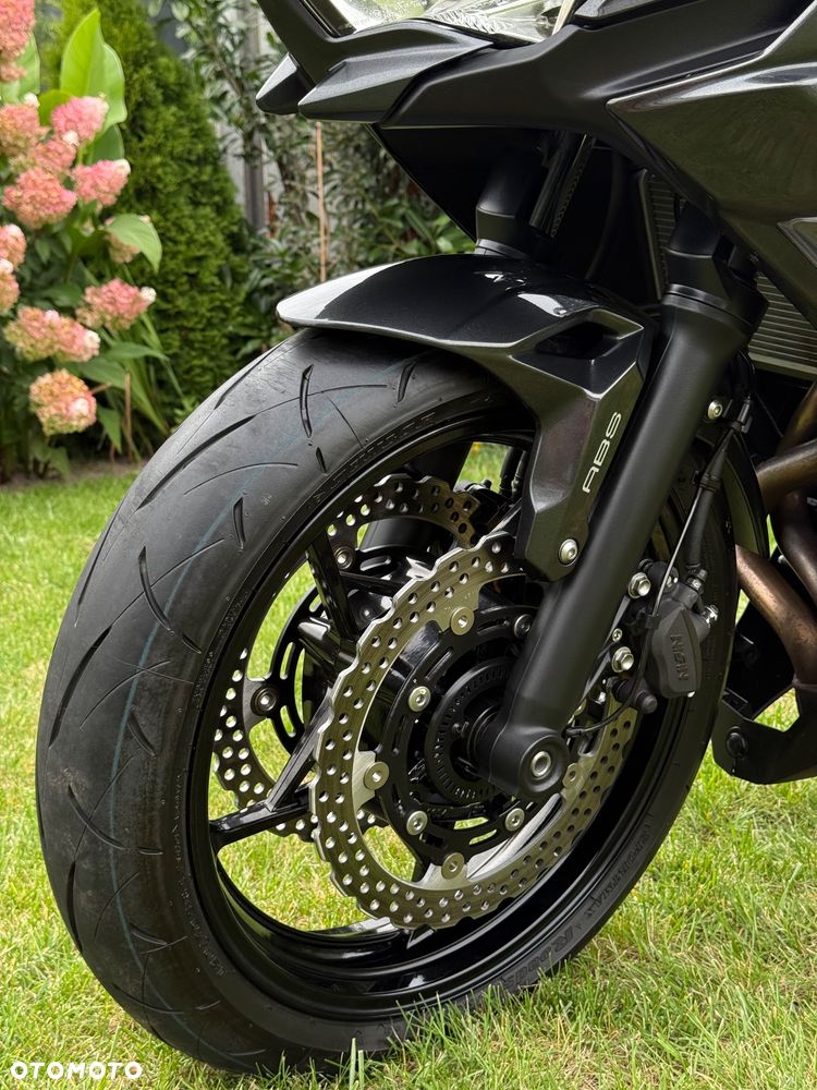Kawasaki Ninja - 13
