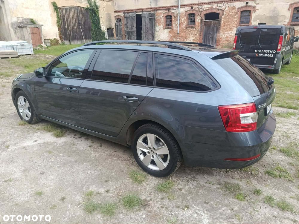 Skoda Octavia 2.0 TDI SCR Ambition DSG - 15