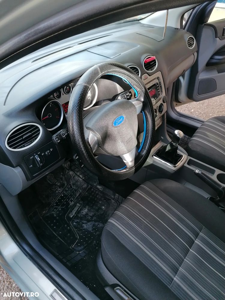 Ford Focus - 6