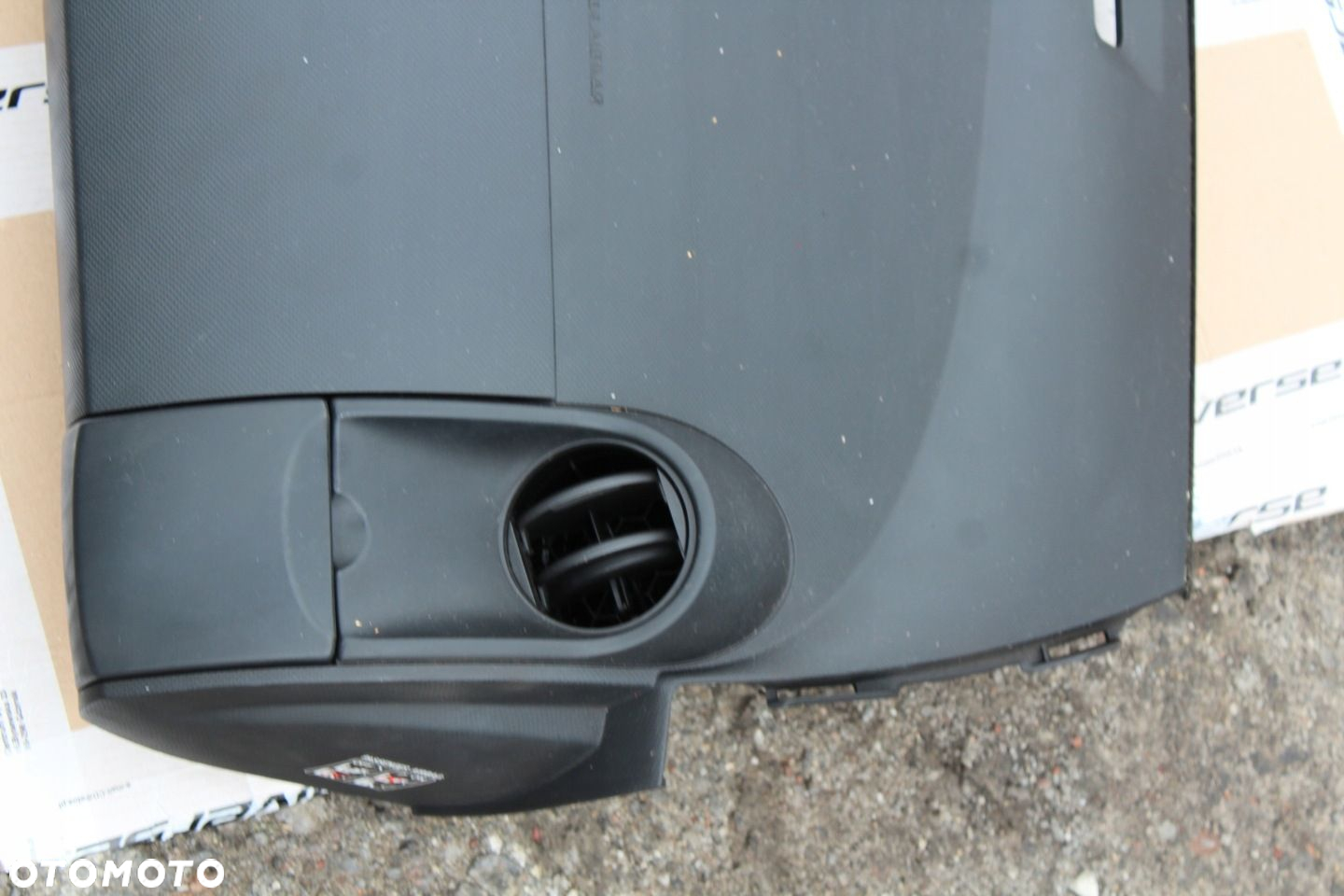 KONSOLA DESKA ROZDZIELCZA YARIS II - 5