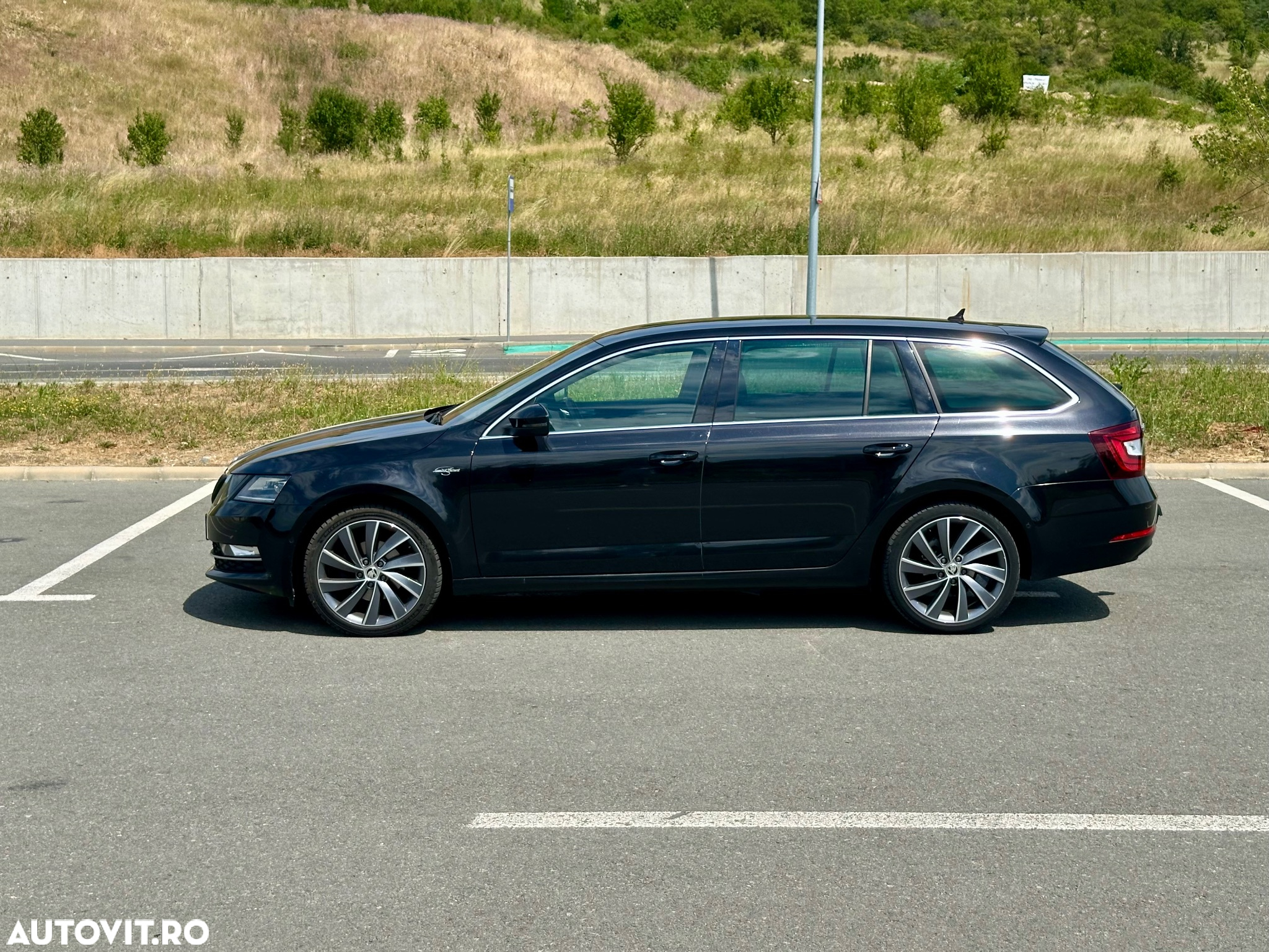 Skoda Octavia 2.0 TDI DSG L&K - 6
